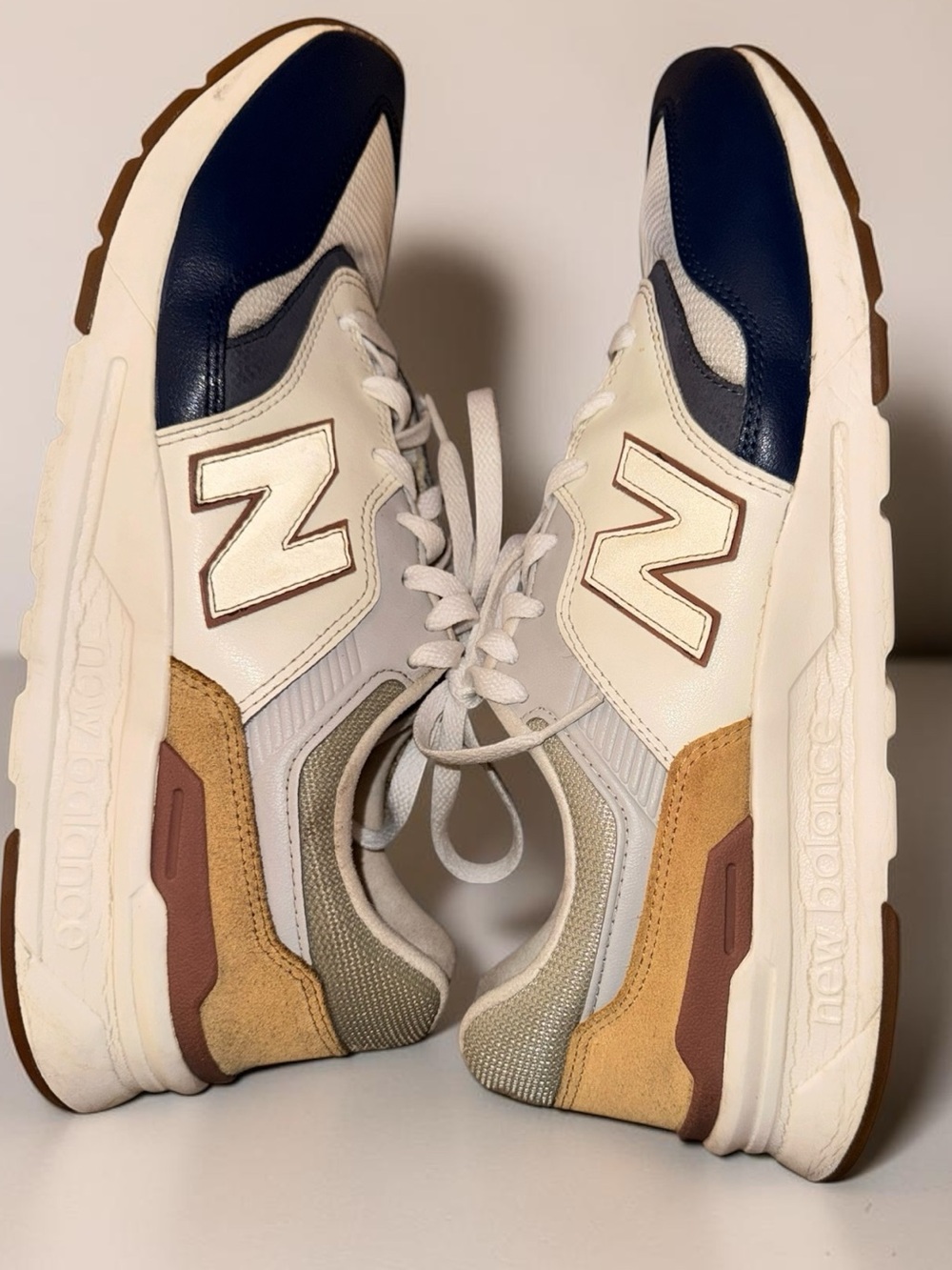 New Balance 997H Men’s Sneakers White Brown Navy Size 12
